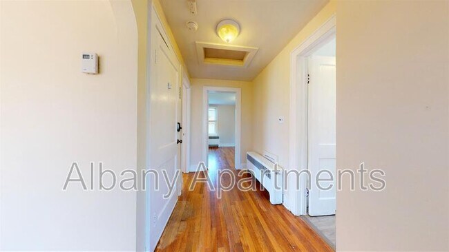 Building Photo - 63 Wellington Ave