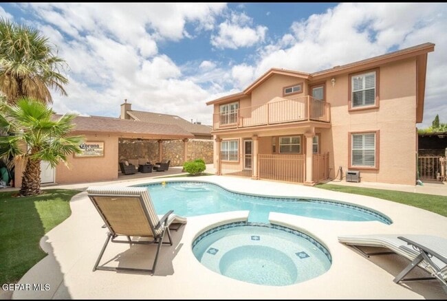Building Photo - 12528 Sun Empress Dr