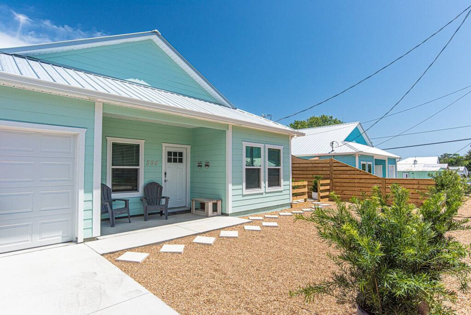 Building Photo - 304 La Paloma Pl