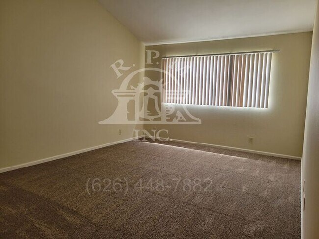 Building Photo - Spacious 2 Bedroom, 1 ¾ Bathroom Condo in Rosemead, CA.
