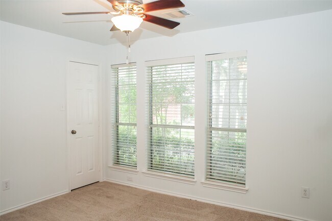 Building Photo - 9402 Borden Bluff Ln