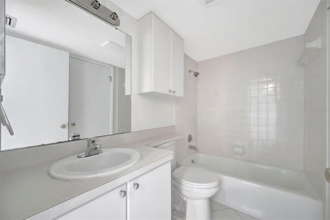 Building Photo - 9604 Cortez Rd W