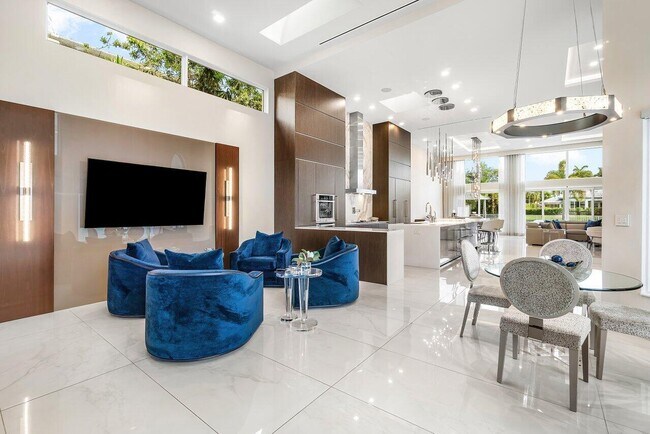 Building Photo - 3506 NW Clubside Cir