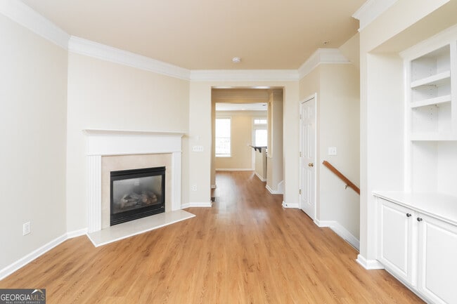 Building Photo - 1711 Highlands View Dr