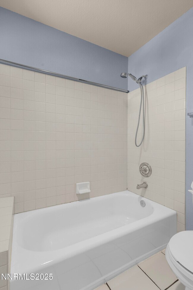 Building Photo - 6578 Aston Cir