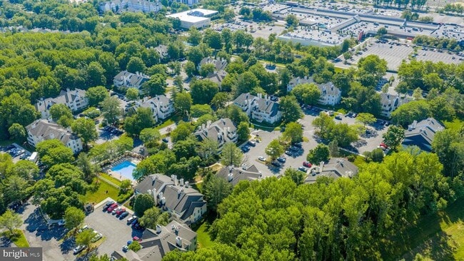 Building Photo - 101 Lassen Ct