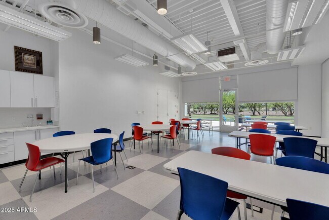 Building Photo - 8071 W Georgetown Way