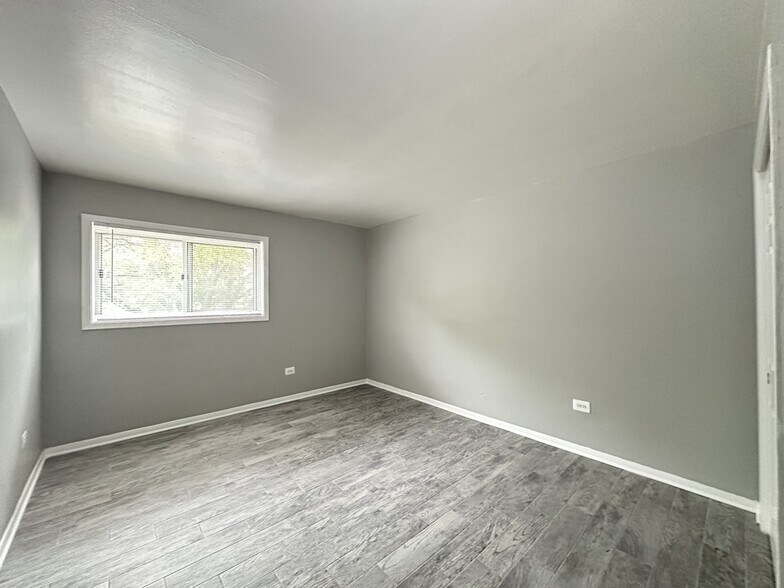 Building Photo - 1314 Carol St