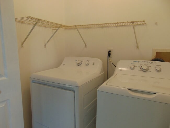 Building Photo - 22226 W Norwich Ln