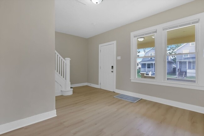 Building Photo - 151 S Eureka Ave