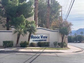 Building Photo - 2 Bed Condo