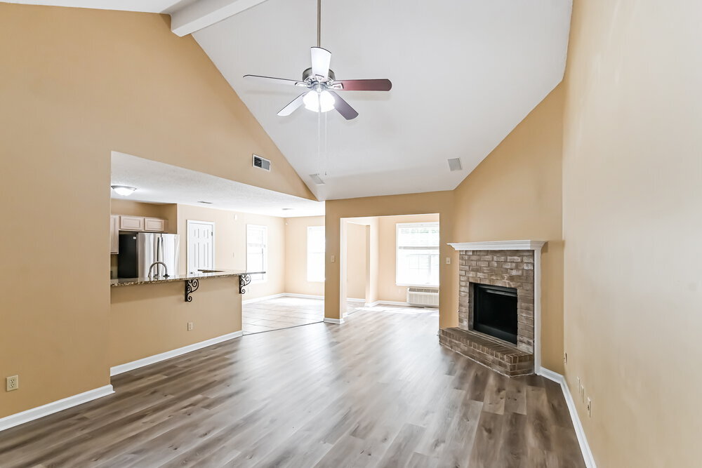Building Photo - 994 Painted Desert Ln