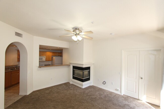 Building Photo - $500 off 1st months Rent!_3-Bedroom Summit Park Condo with Fireplace, Balcony & Covered Parking