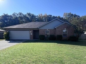 Building Photo - 54 W Plaza Blvd