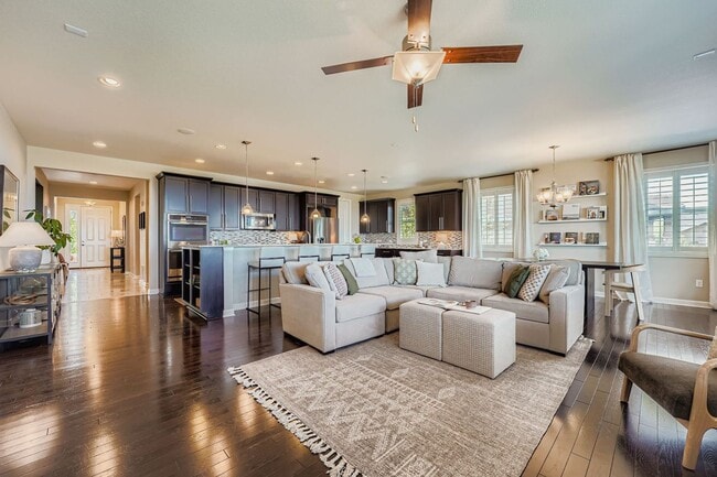 Building Photo - 26745 E Canyon Ave