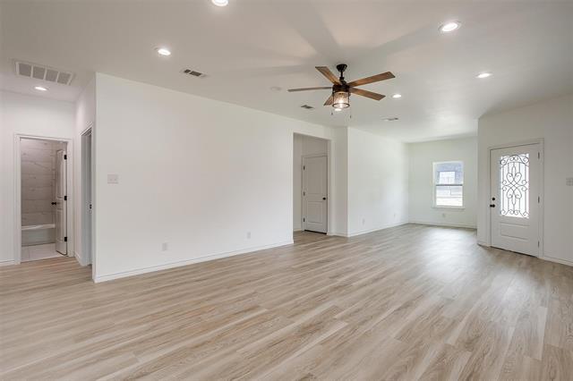 Building Photo - 3815 Silver Creek Ct