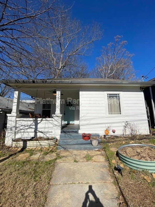 Building Photo - 301 Fletcher St SW