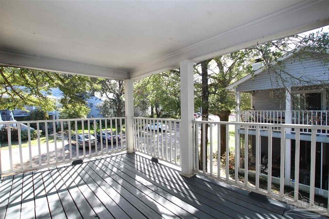 Building Photo - 2813 Langley Ave