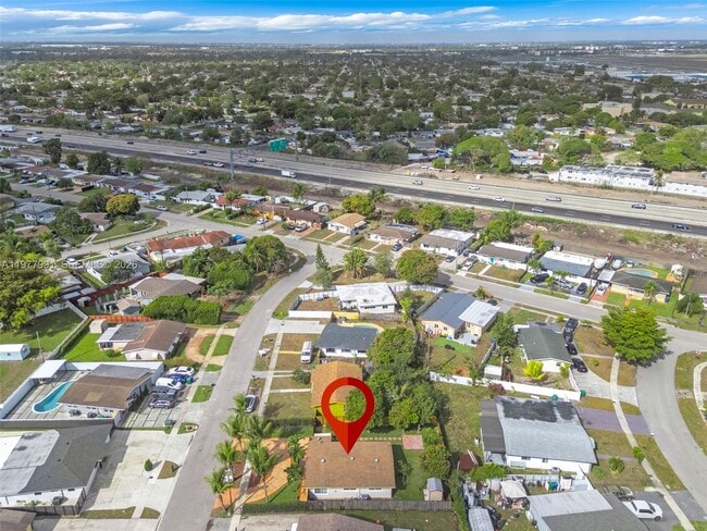 Building Photo - 6863 SW 21st St