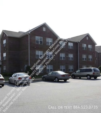 Building Photo - 1200 College Pointe Ln