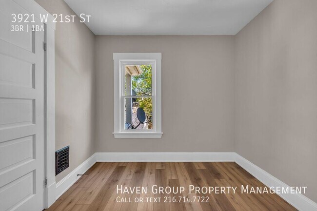 Building Photo - 3921 W 21st St