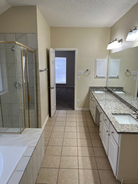 Building Photo - 2361 Shinnery Oak Dr