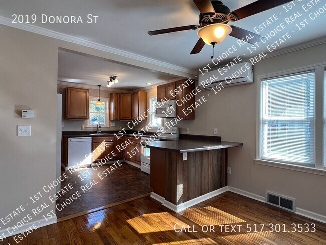 Building Photo - 2019 Donora St