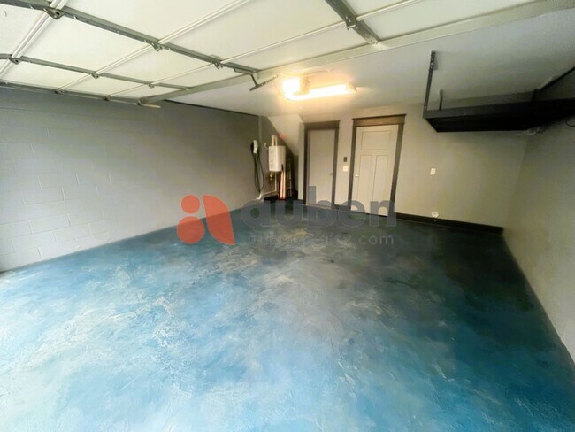 Building Photo - 602 Mariner Way