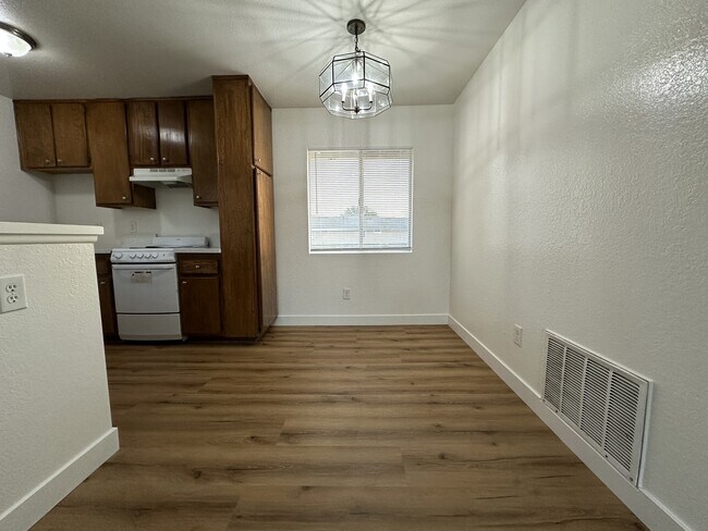 Building Photo - 3706 Lytle Creek Loop