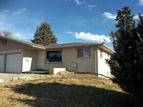 Building Photo - Lovely Duplex in Loveland
