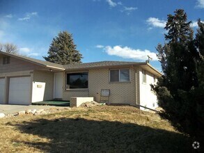 Building Photo - Lovely Duplex in Loveland