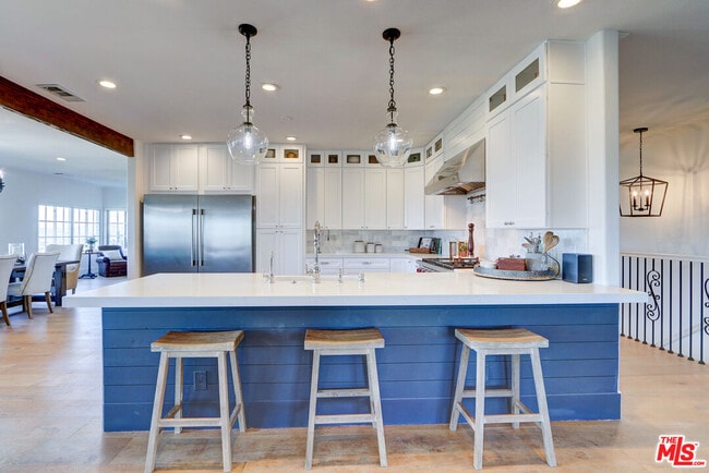 Building Photo - 456 S McKnight Rd