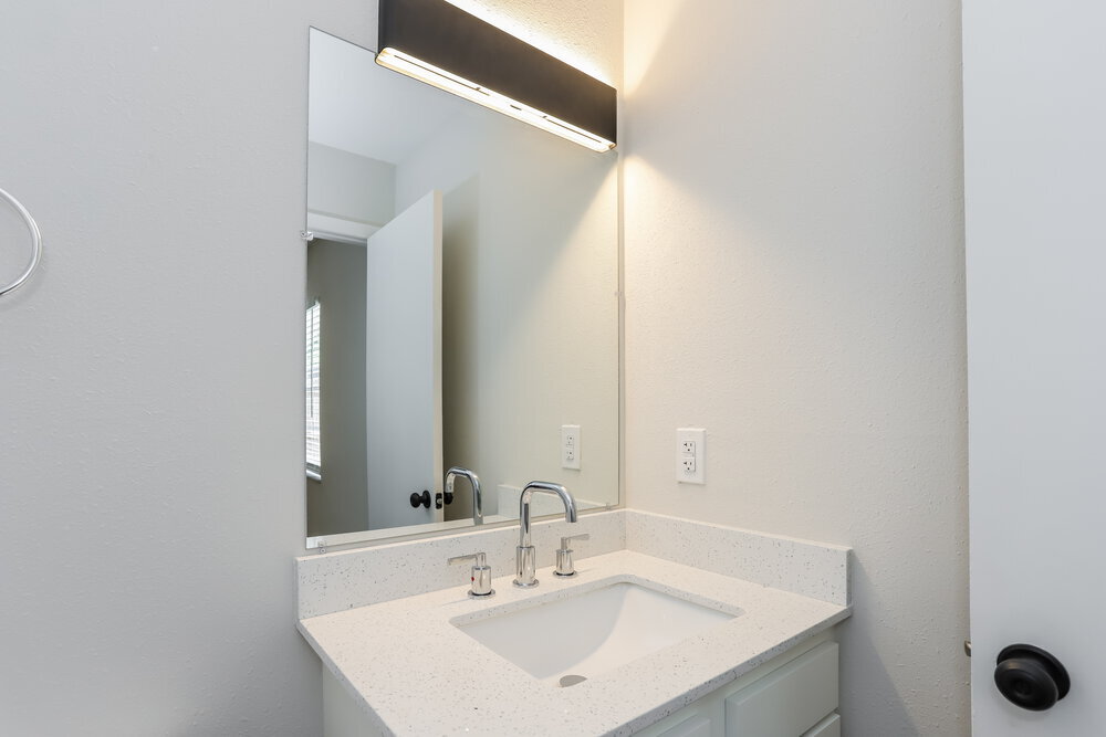 Building Photo - 1038 Bridlewood Way