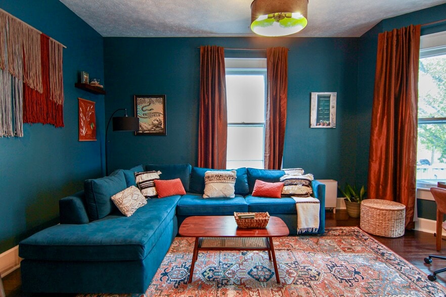 Building Photo - 918 Gratz St