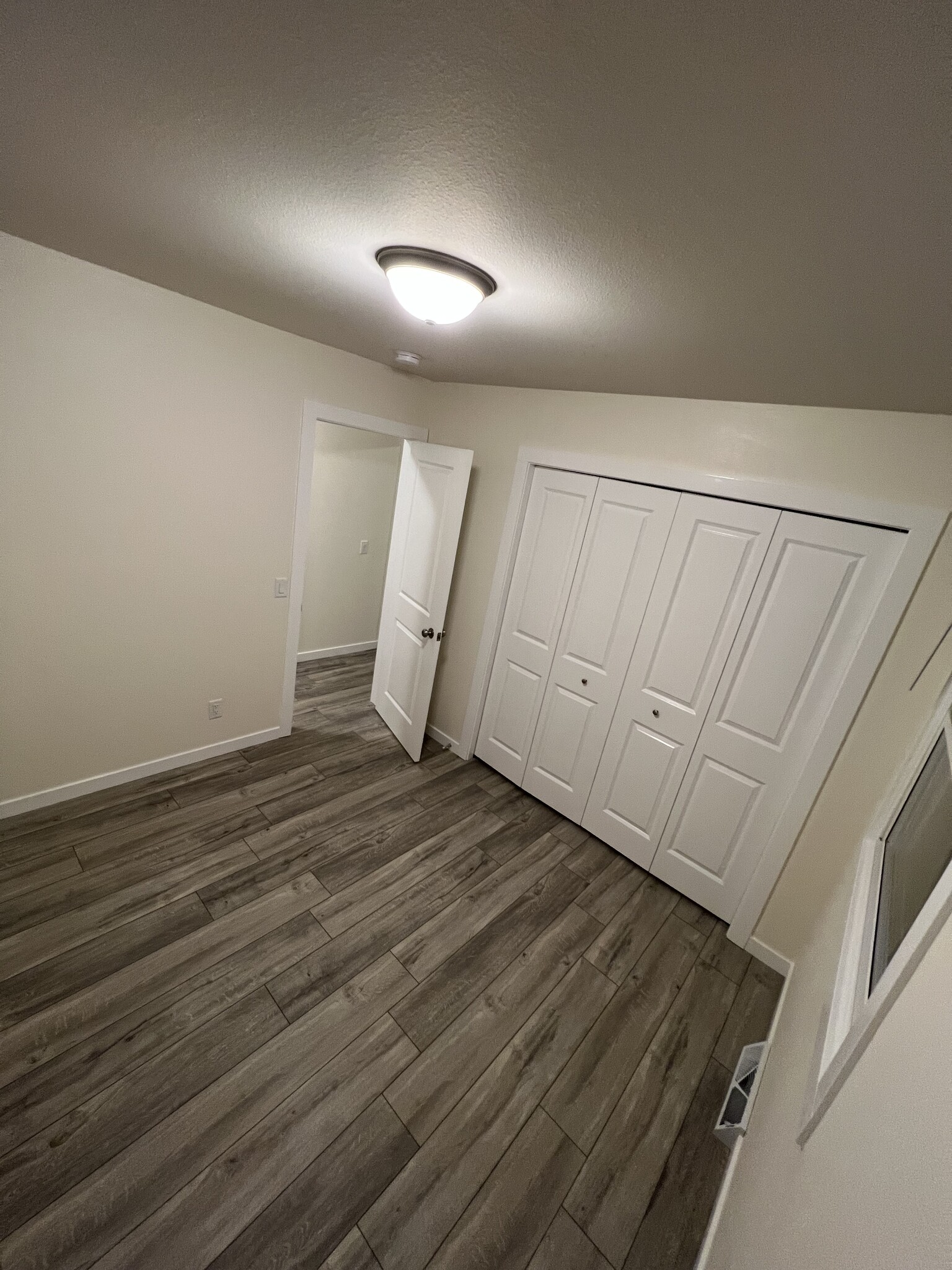 Building Photo - 6120 Strathmore Ln