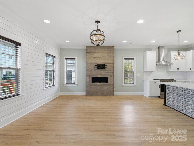 Building Photo - 1511 Landis Ave