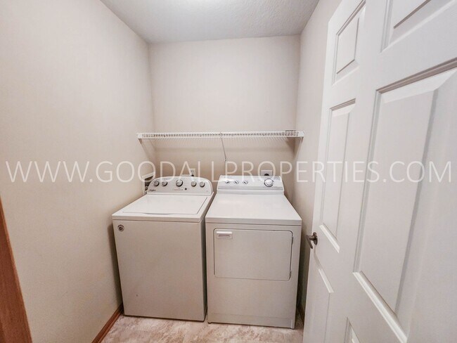 Building Photo - 8601 Westown Pkwy