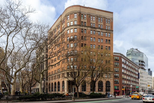 Primary Photo - The American Thread Building