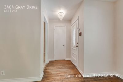 Building Photo - 3404 Gray Dr