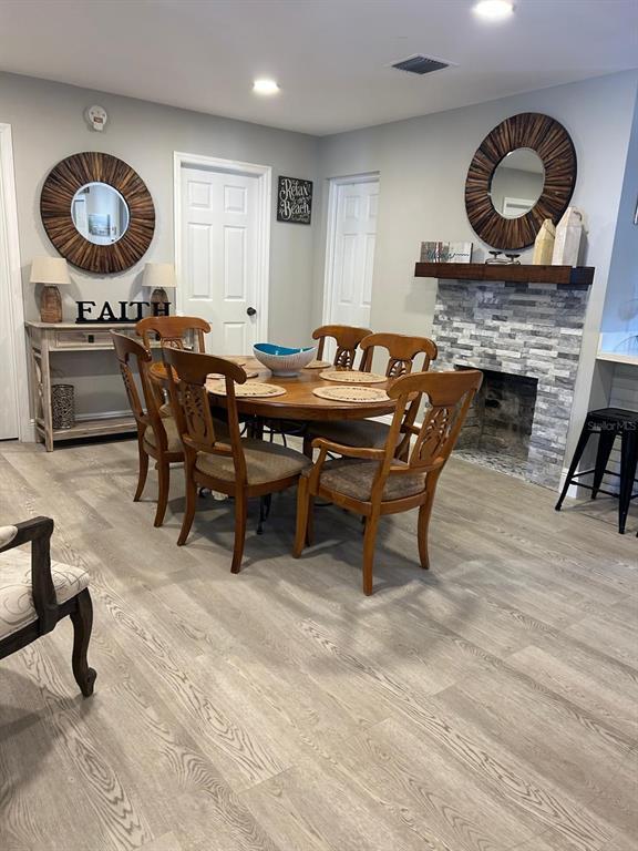 Building Photo - 244 Lexington Dr