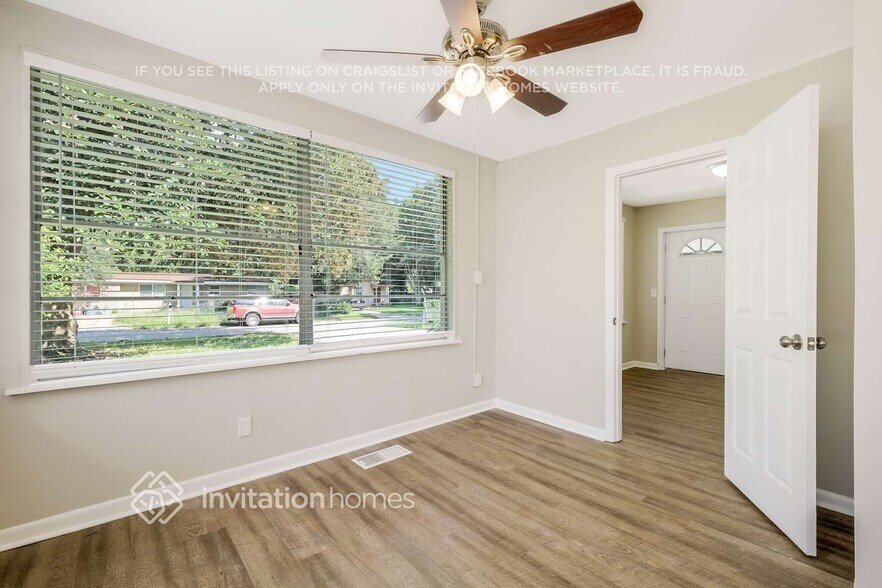 Building Photo - 1172 Denaud St
