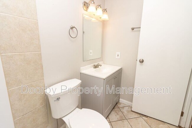 Building Photo - 7911 Hixson Pike