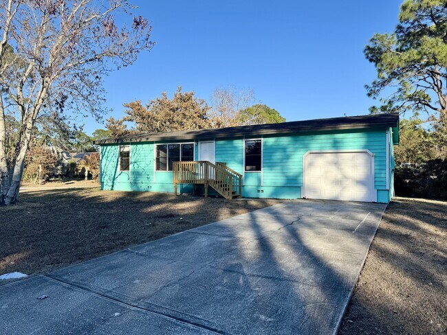 Building Photo - 403 Tillman Ave SW