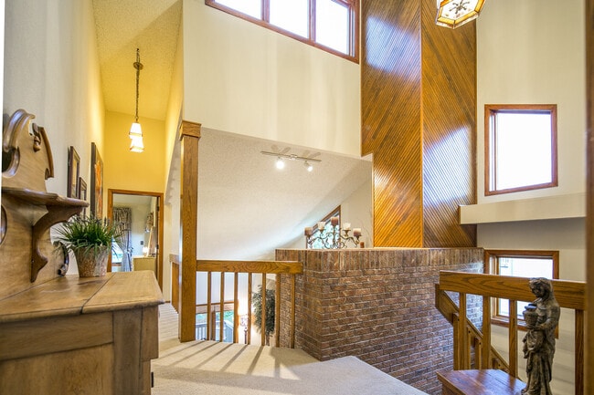 Building Photo - Breathtaking Three Bedroom Townhouse In The Pinery On The Golf Course