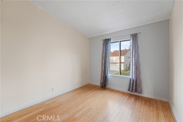 Building Photo - 1315 N Lighthouse Ln