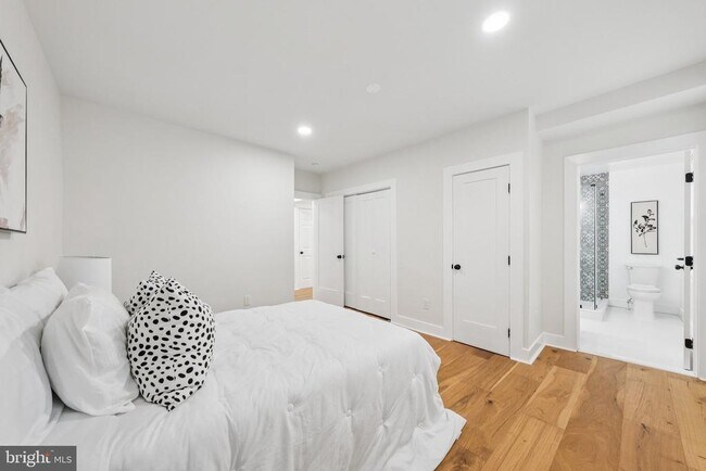 Building Photo - 3722 36th St