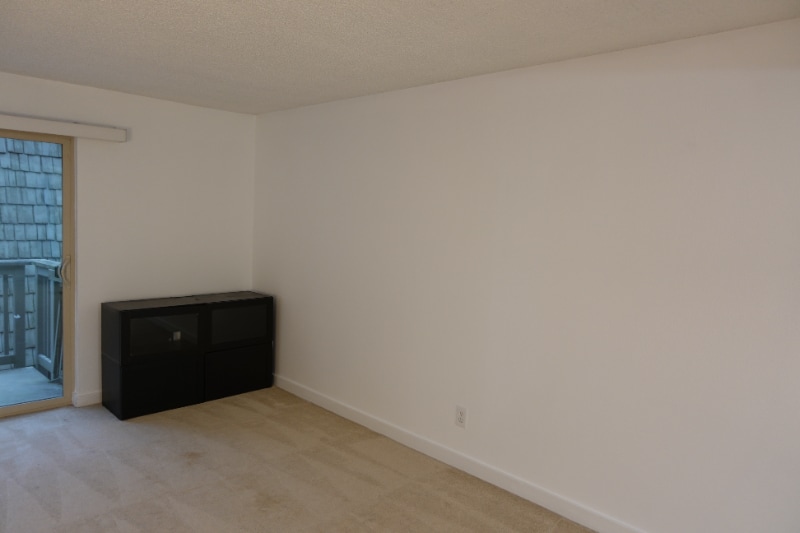 Building Photo - 1400 153rd Ave NE