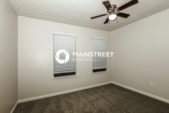 Building Photo - 3 Bedroom Pet-Friendly Home in REX, GA with Main Street Renewal