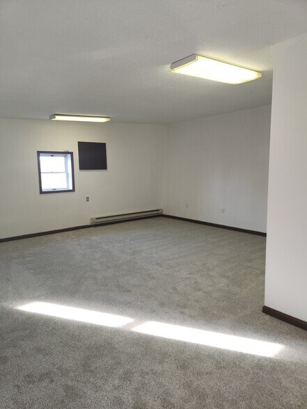 Building Photo - 48 E Gay St
