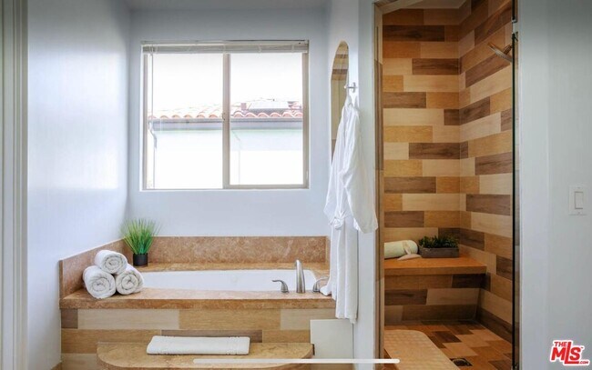 Building Photo - 19246 Liam Ln